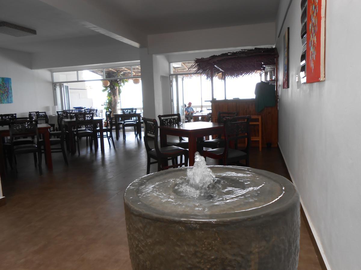 Coral Seas Beach Хикадува Екстериор снимка